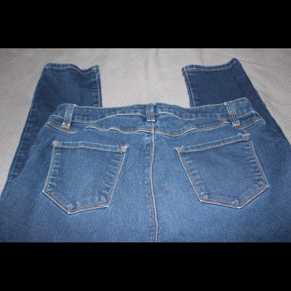 D. Jeans. Dark wash skinny 12